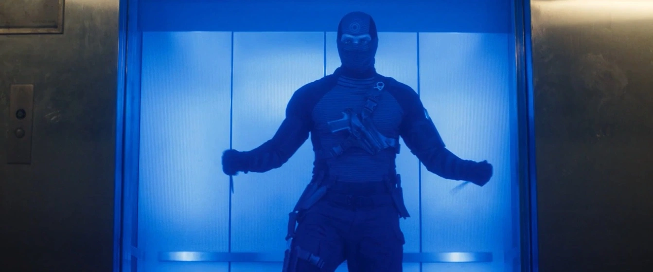 Кадр из 2 серии 2 сезона сериала «Сорвиголова: Рожденный заново»