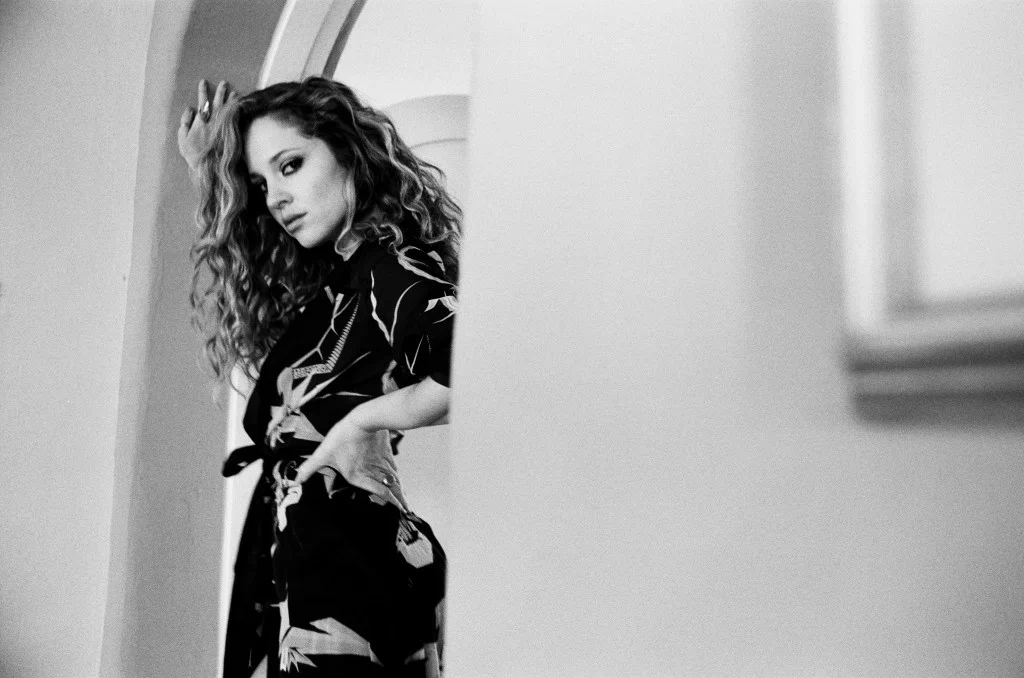 Элизабет Табиш фото 4